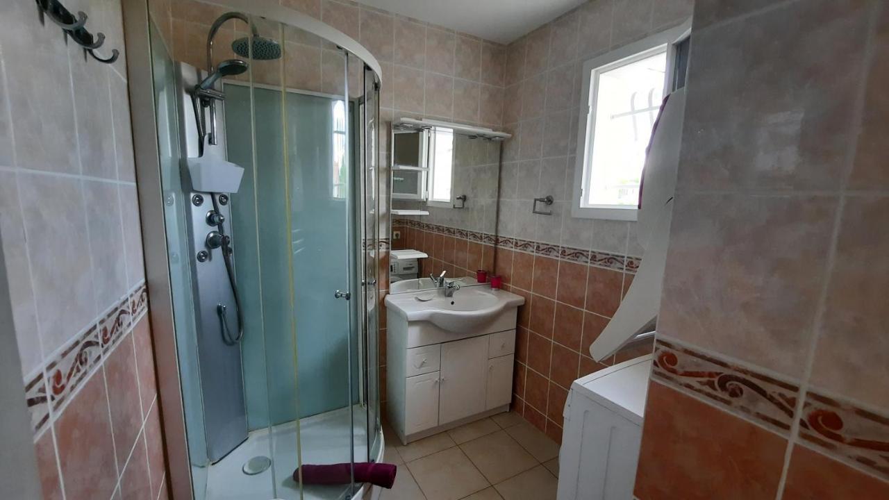 Lenga Doc Villa Prades-sur-Vernazobre Exterior photo